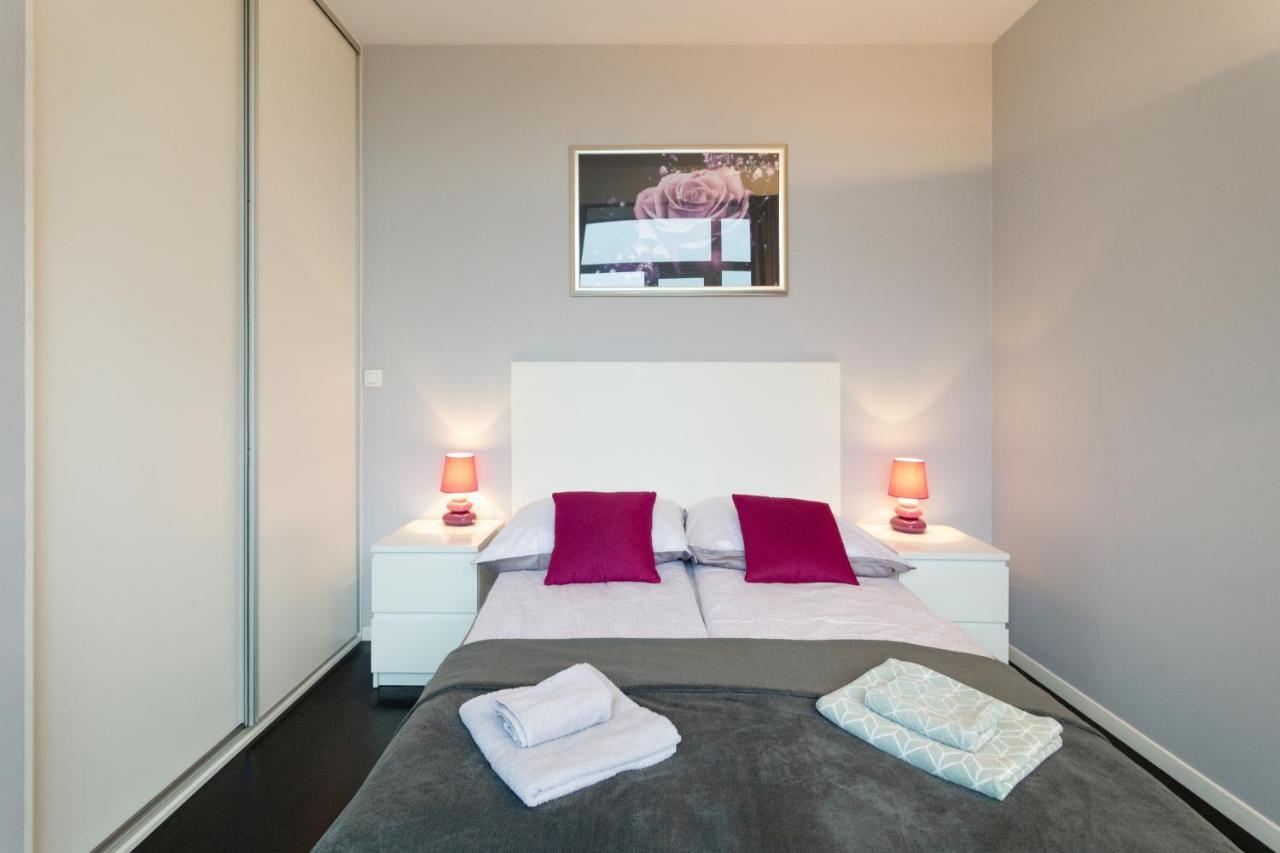 Secret Charm Fully Equipped Apt With Balcony Krakow Exterior photo