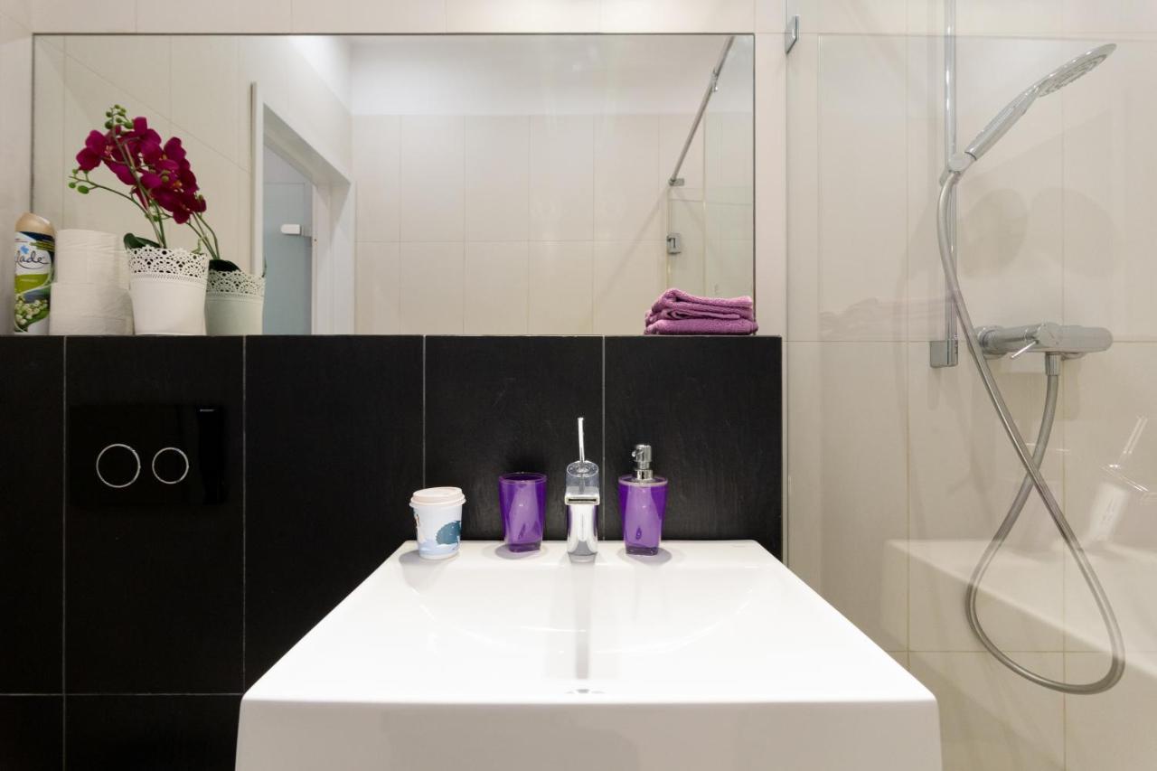 Secret Charm Fully Equipped Apt With Balcony Krakow Exterior photo